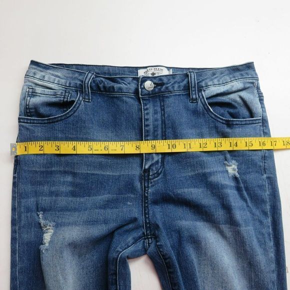 Crazy Train Whiskered Flare Leg Jeans Size 7 Medium Wash Blue Denim 31X32.5 - Picture 5 of 10